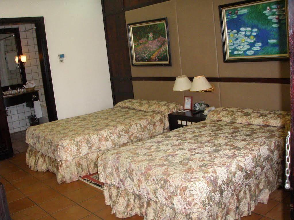 Thanh Thuy Hotel Dalat Zewnętrze zdjęcie
